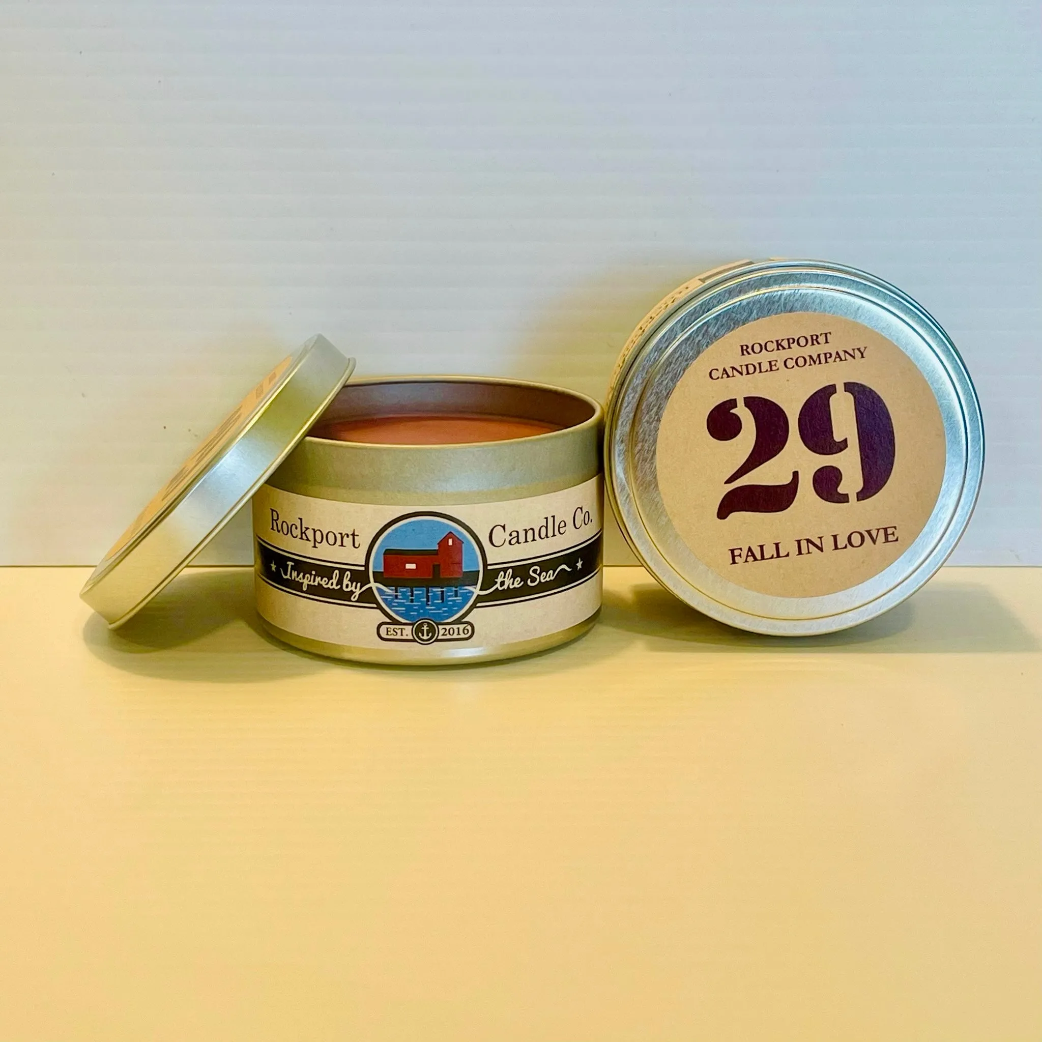 29 Fall in Love Candle