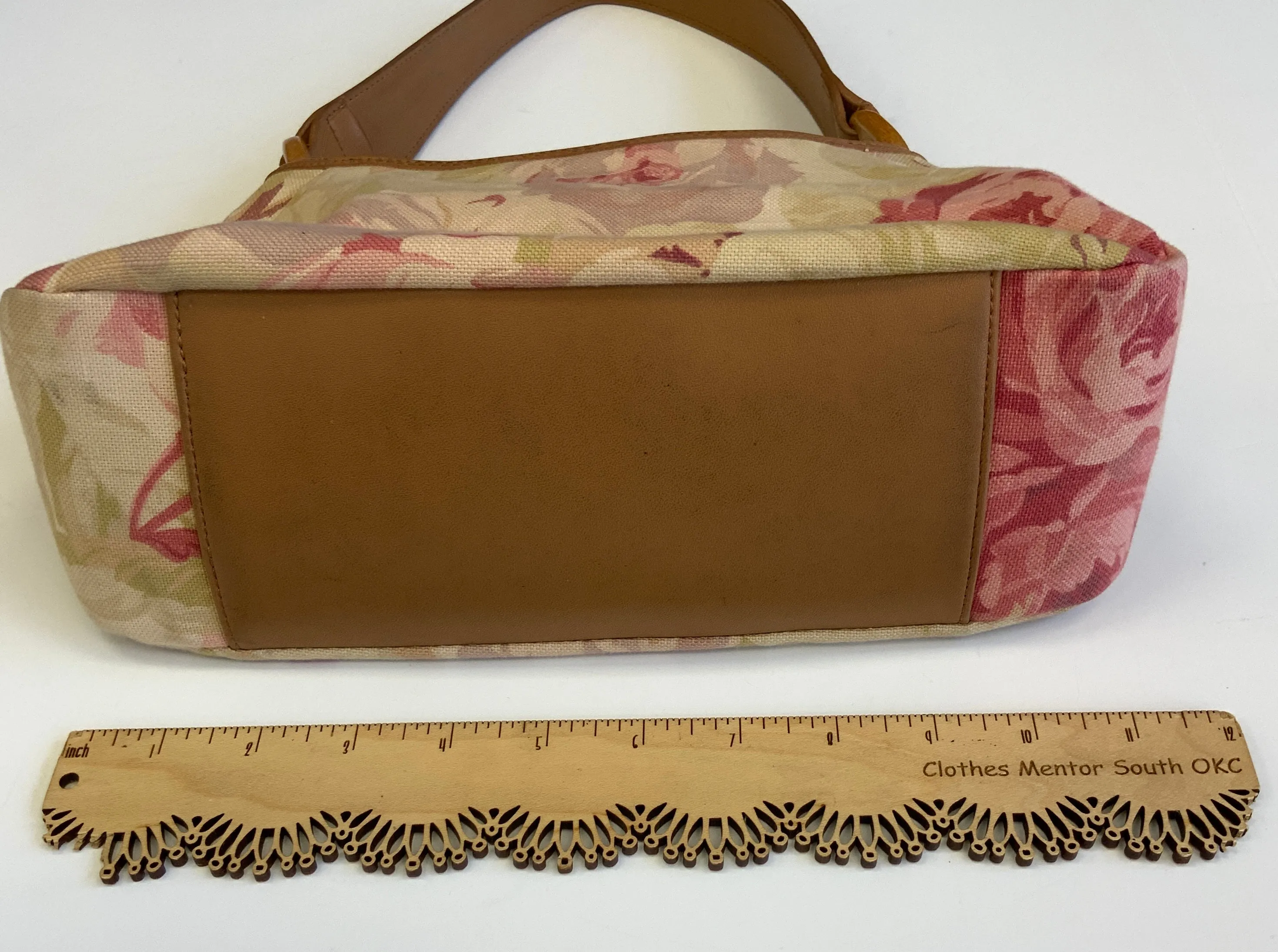 Handbag Clothes Mentor, Size Small